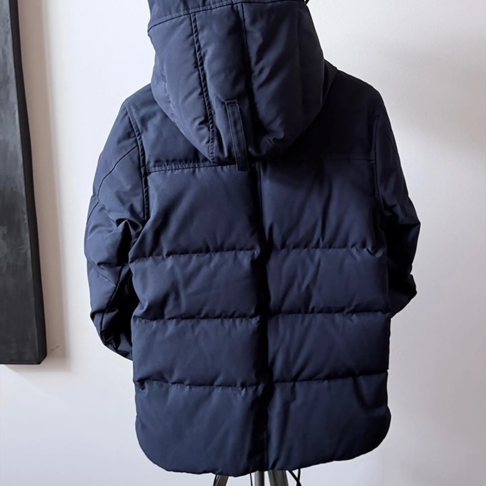 Men’s Canada Goose Macmillan Parka (Navy, XS) - Picture 2 of 7